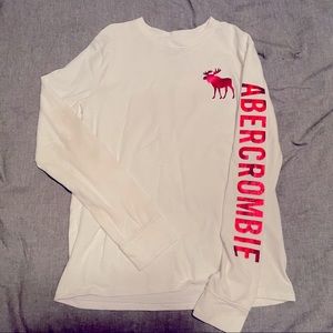 Abercrombie kids long sleeved T-shirt size 9/10